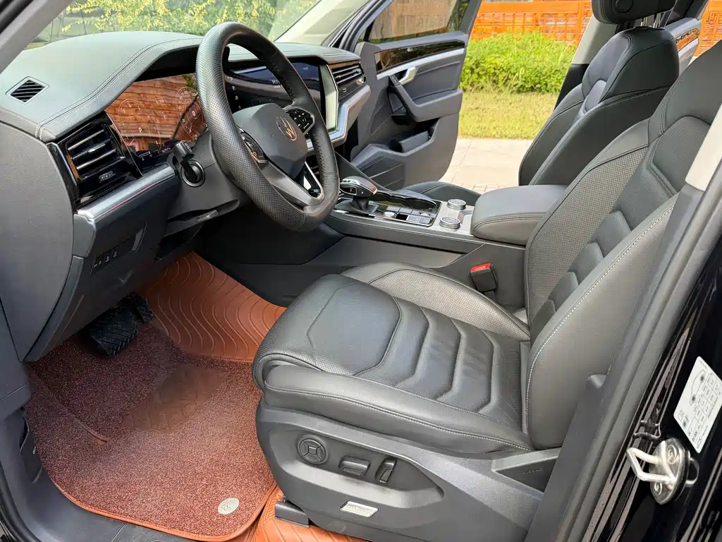 Volkswagen Touareg — миниатюра 17