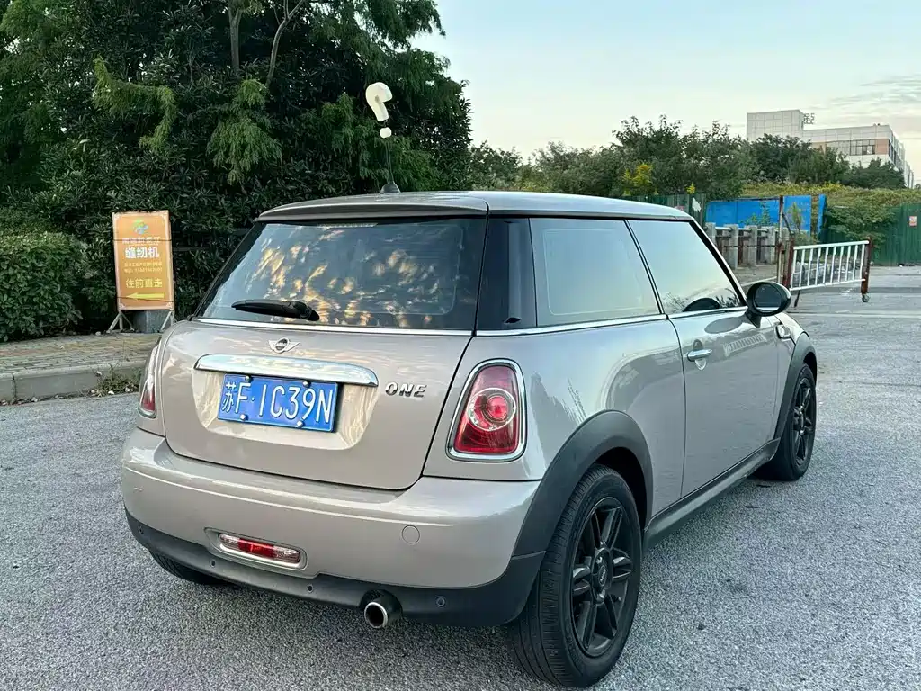 MINI Mini — миниатюра 9
