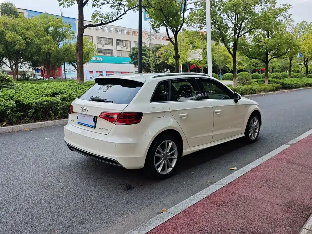 Audi A3 (Import) — миниатюра 12