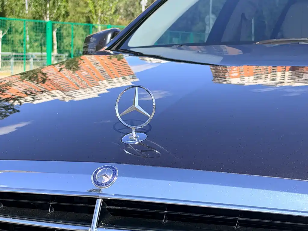 Mercedes-Benz E-Class — миниатюра 25