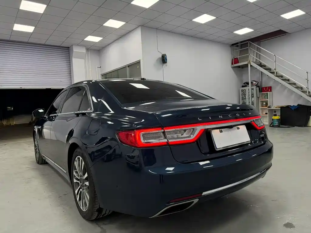 LINCOLN CONTINENTAL