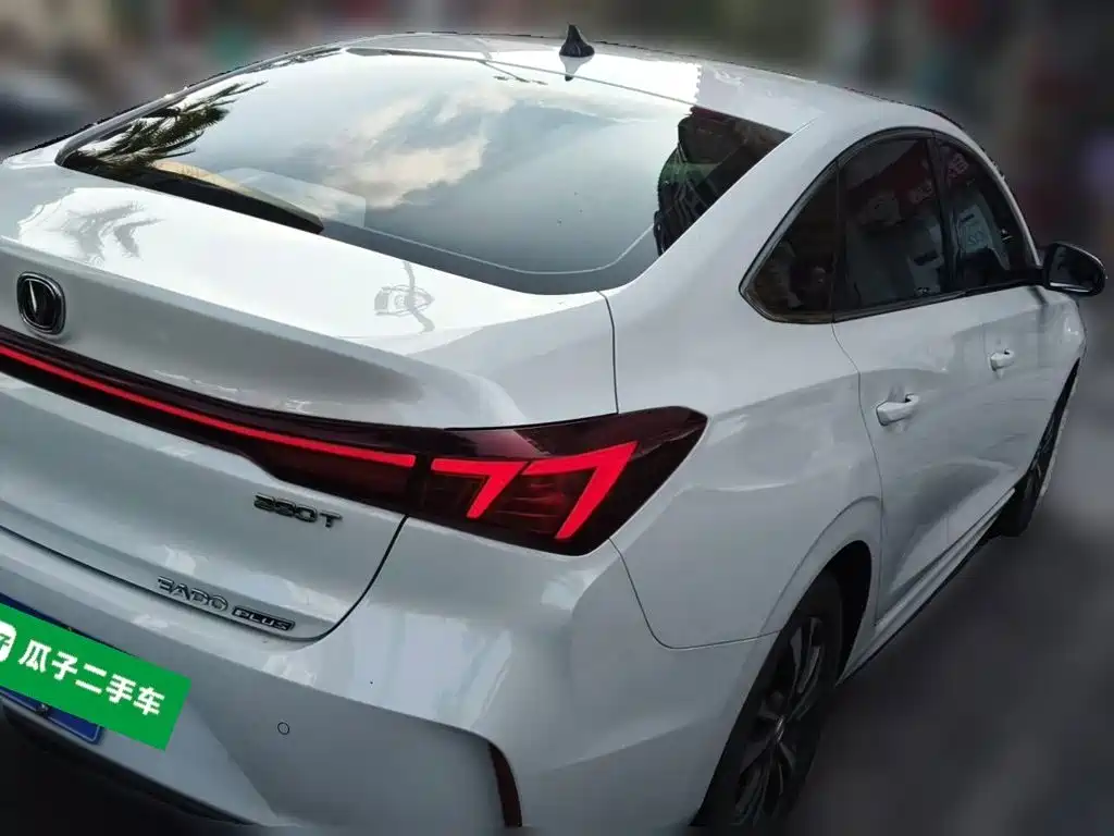 Changan Eado — миниатюра 4