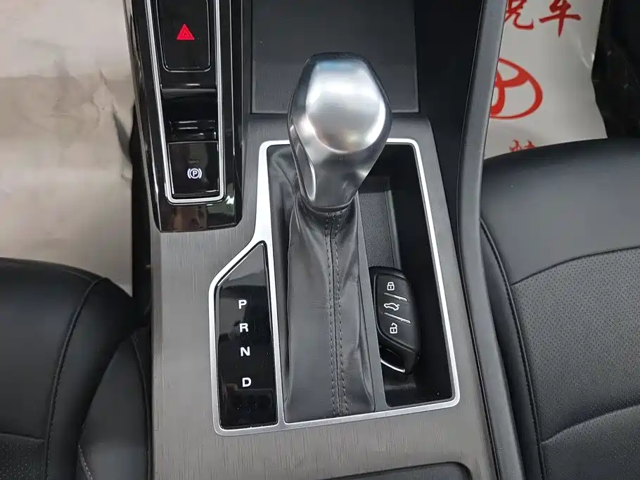 Roewe i5 — миниатюра 16