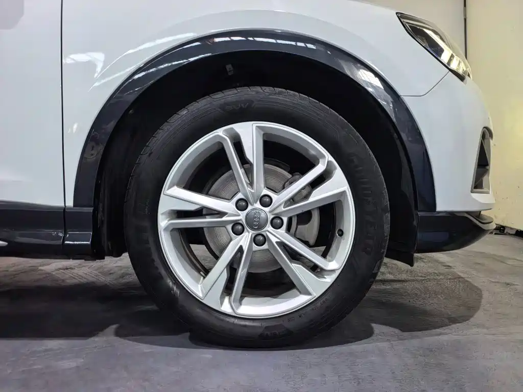 Audi Q3 — миниатюра 20