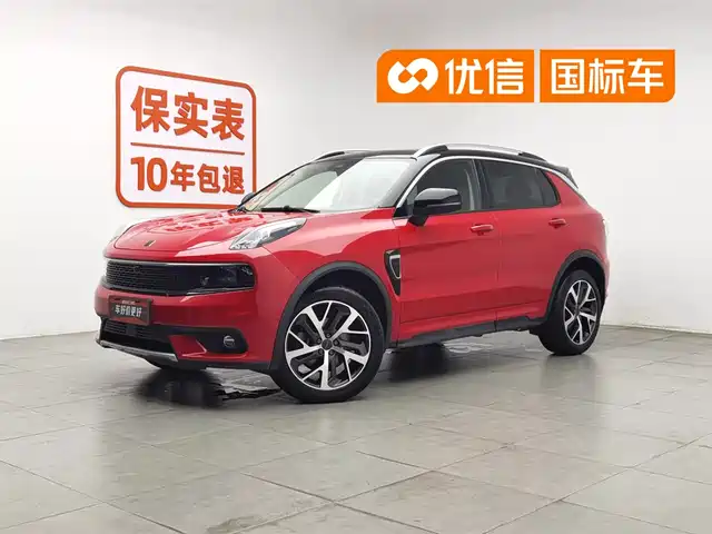 Lynk & Co 01 2017 2.0 T 4 WD Pro — фото 1