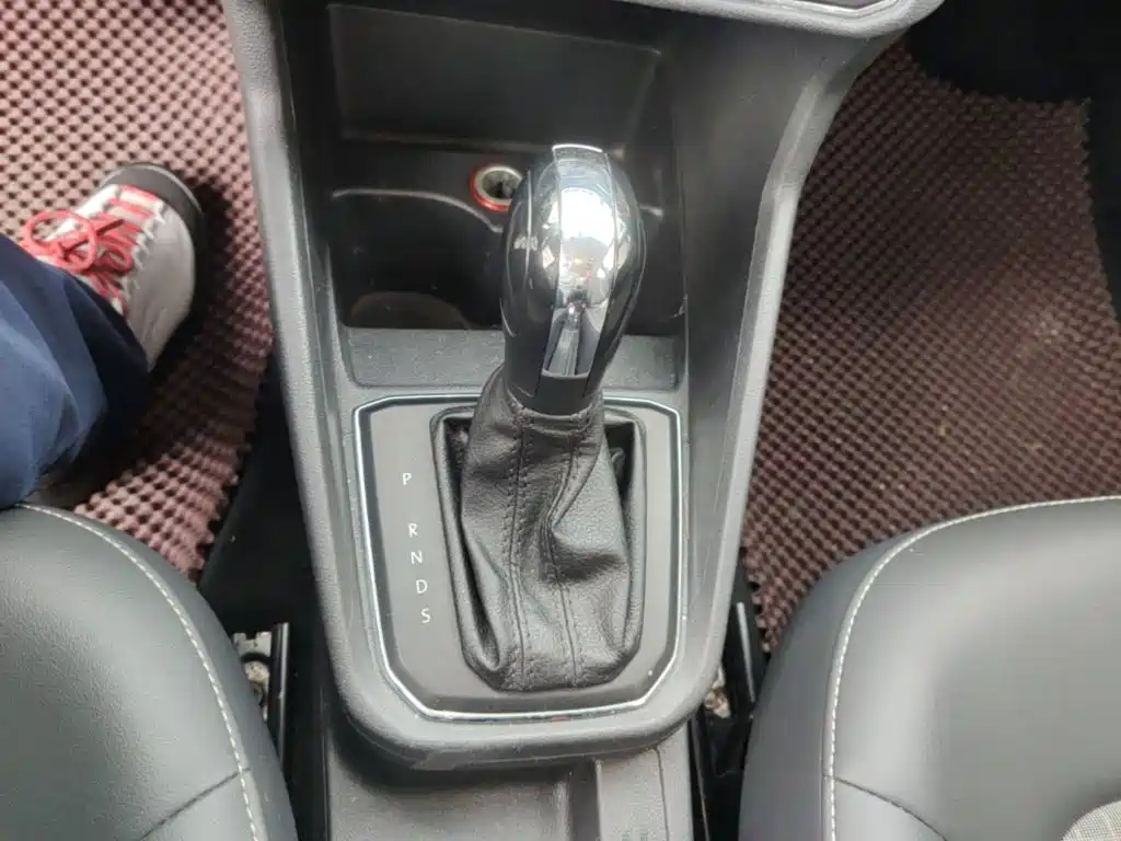 Volkswagen Santana — миниатюра 14