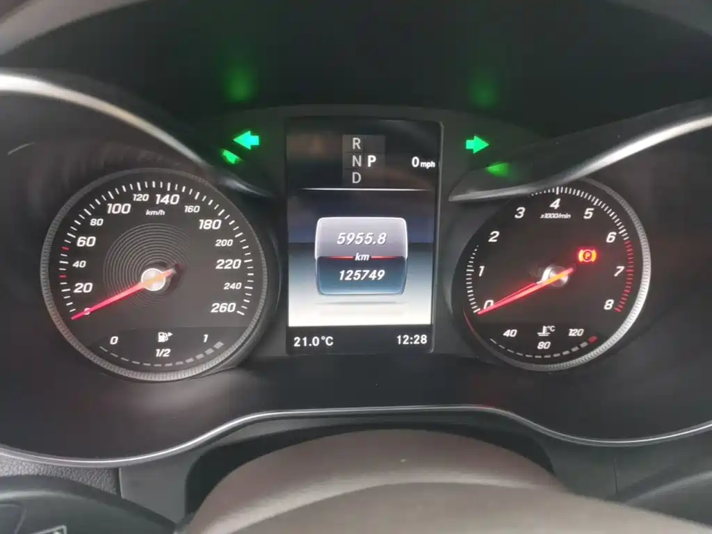 Mercedes-Benz GLC — миниатюра 12
