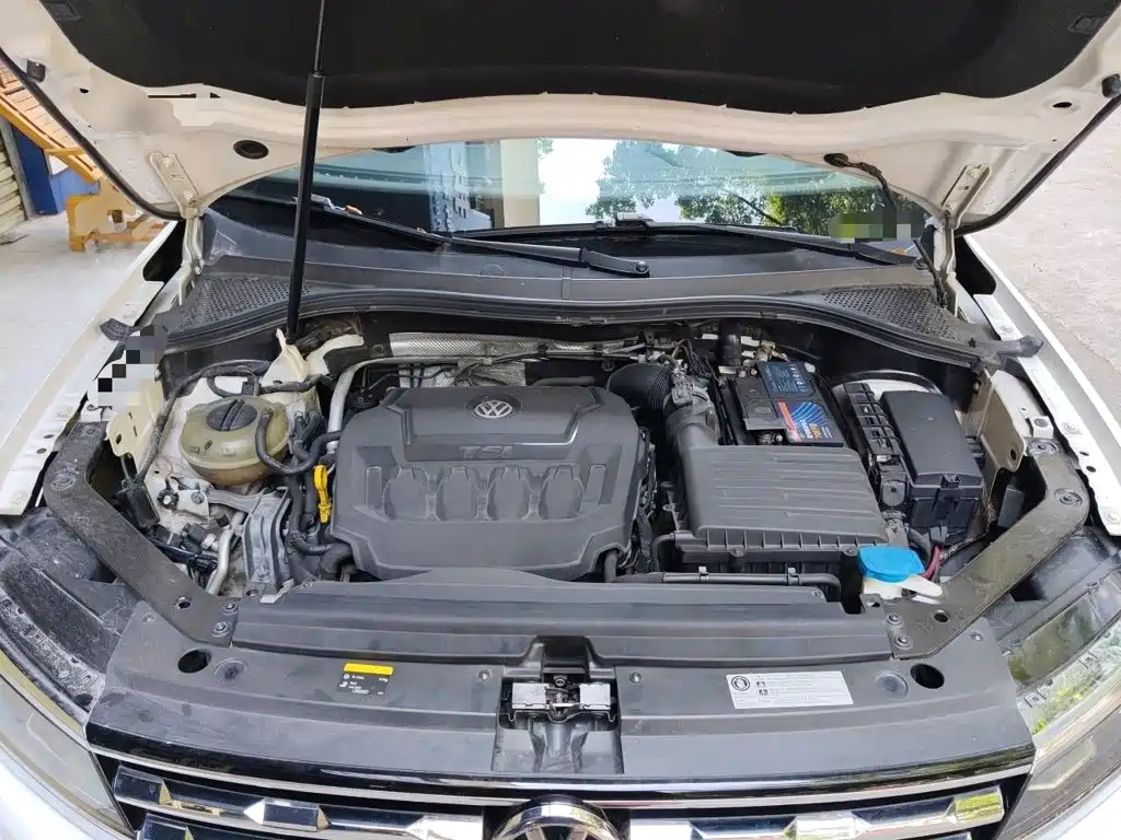 Volkswagen Tiguan L — миниатюра 21