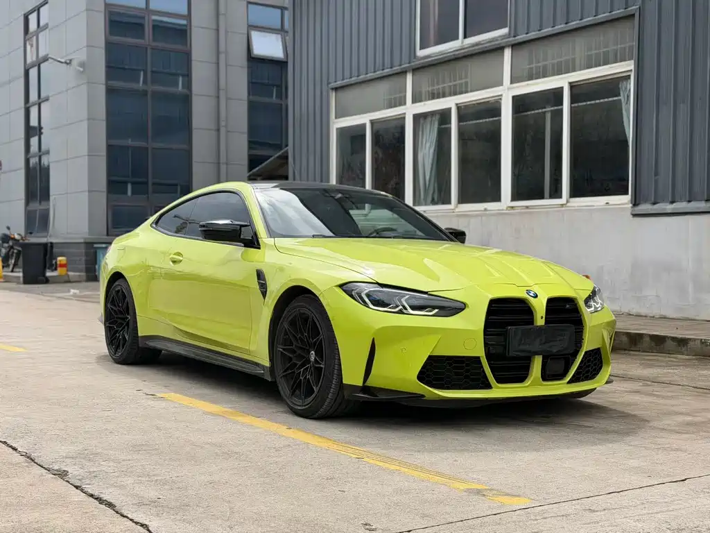 BMW M4 — миниатюра 3