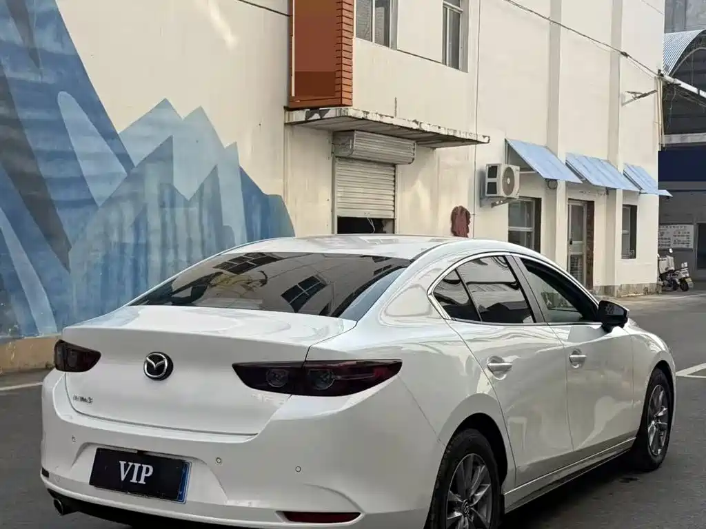 Mazda 3 Axela — миниатюра 8