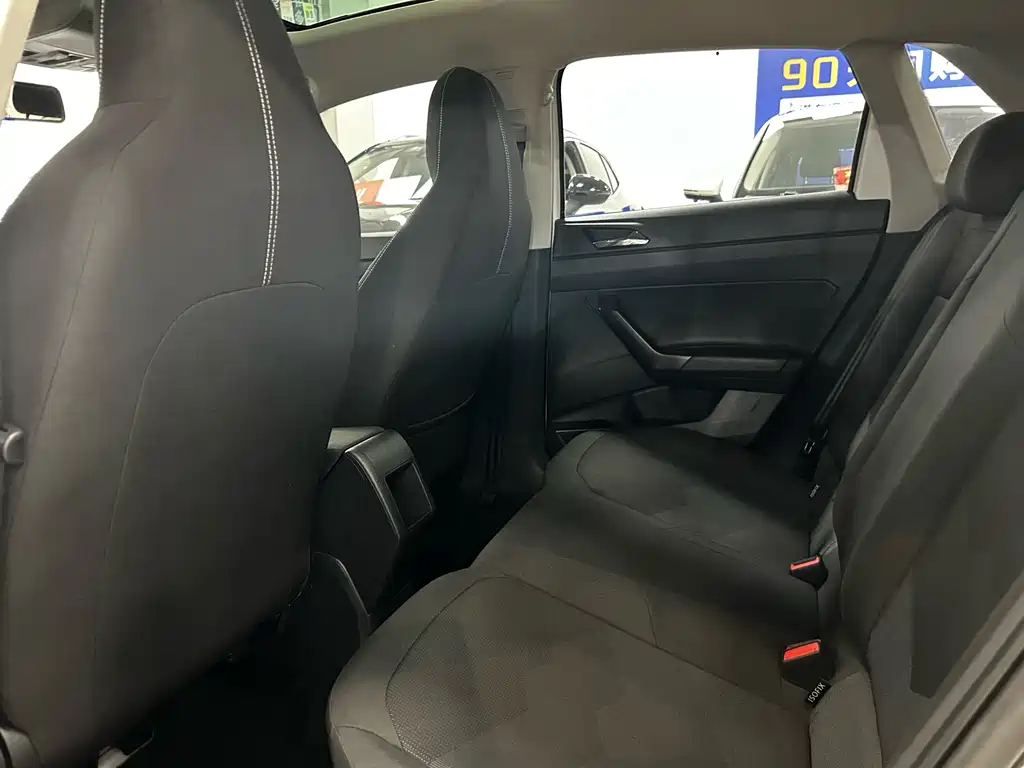 Volkswagen Polo — миниатюра 9