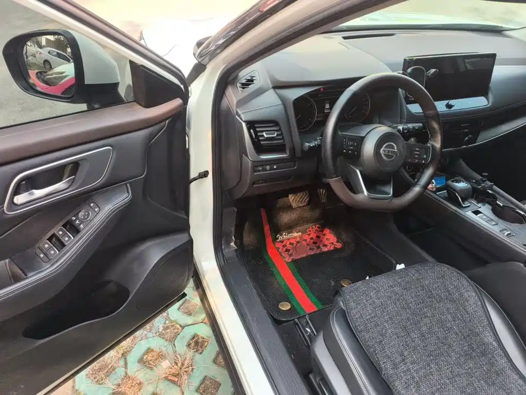 Nissan X-Trail — миниатюра 12