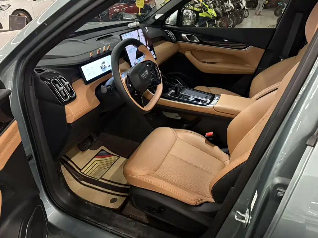 Geely Boyue L — миниатюра 4