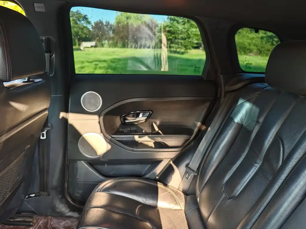 Land Rover Evoque (Import) — миниатюра 11