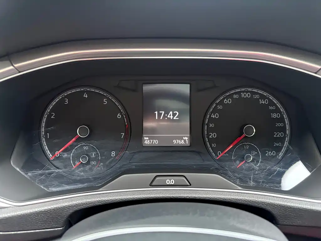 Volkswagen T-Roc — миниатюра 20