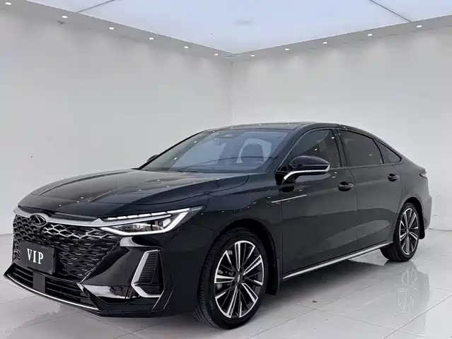 Chery Arrizo 8