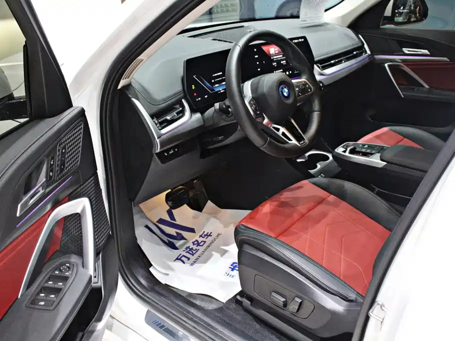 BMW iX1 — миниатюра 4