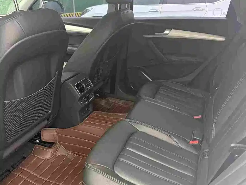 Audi Q5L — миниатюра 4