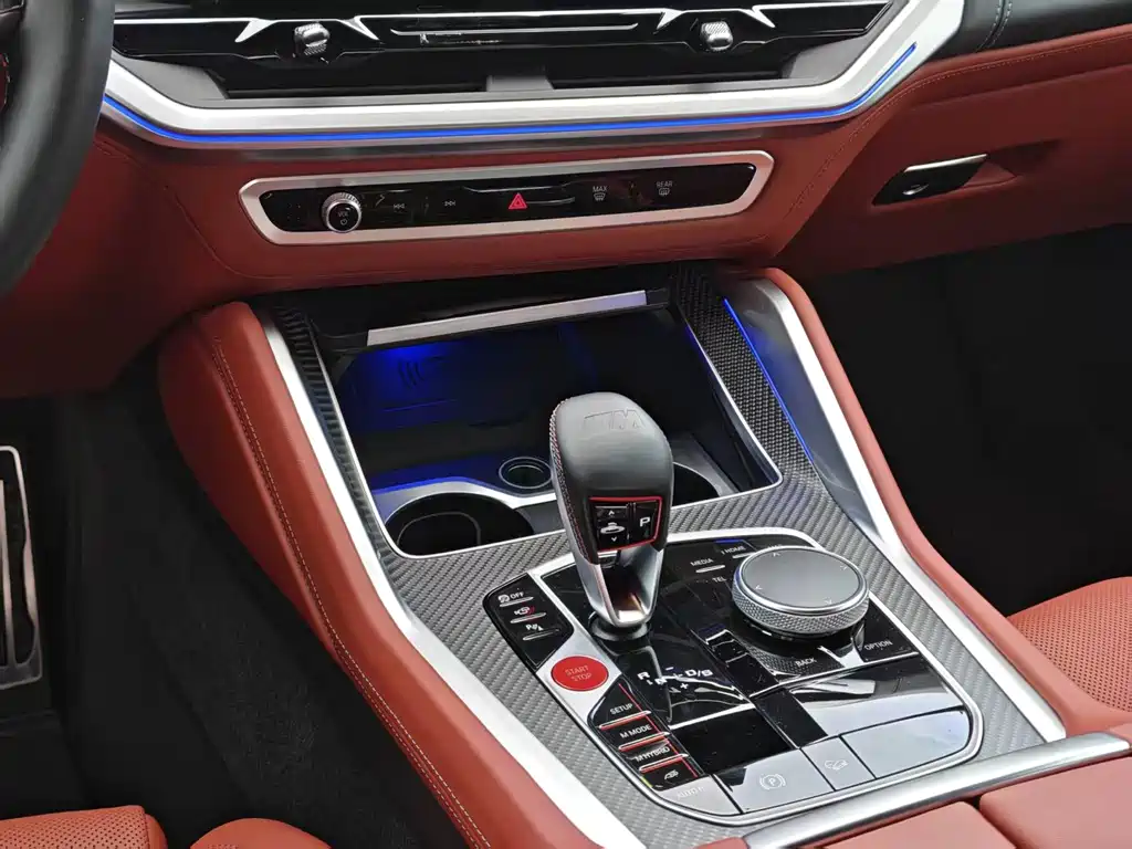 BMW XM — миниатюра 7