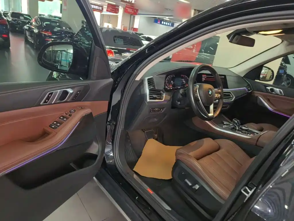 BMW X5 (Import) — миниатюра 16