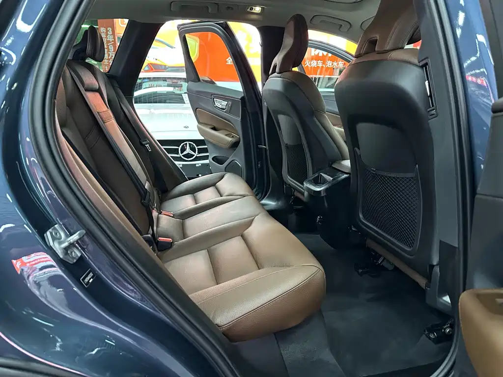 Volvo XC60 — миниатюра 11
