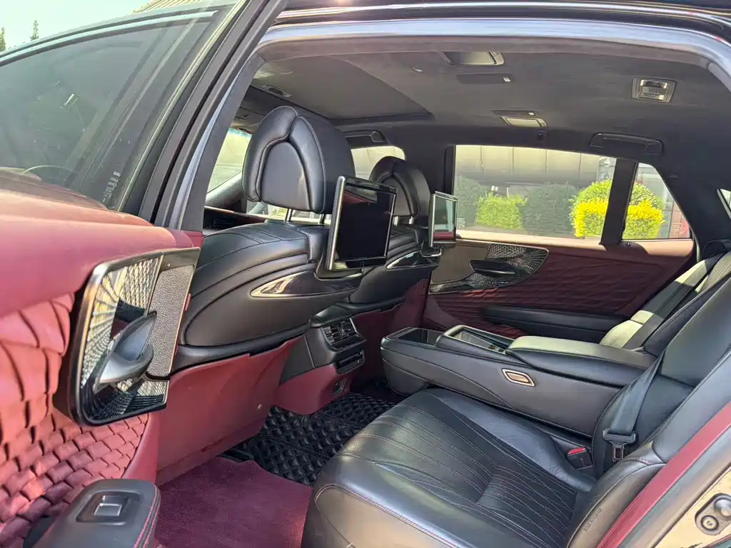 Lexus LS 2018 500h Executive V