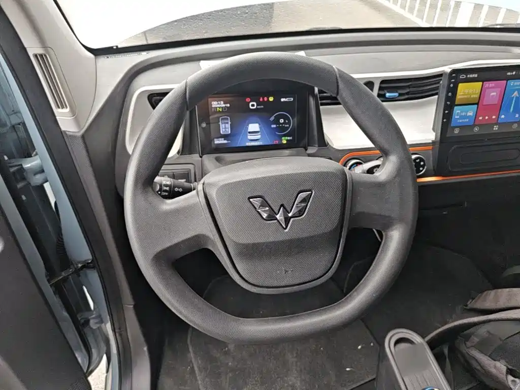 Wuling MINIEV — миниатюра 11