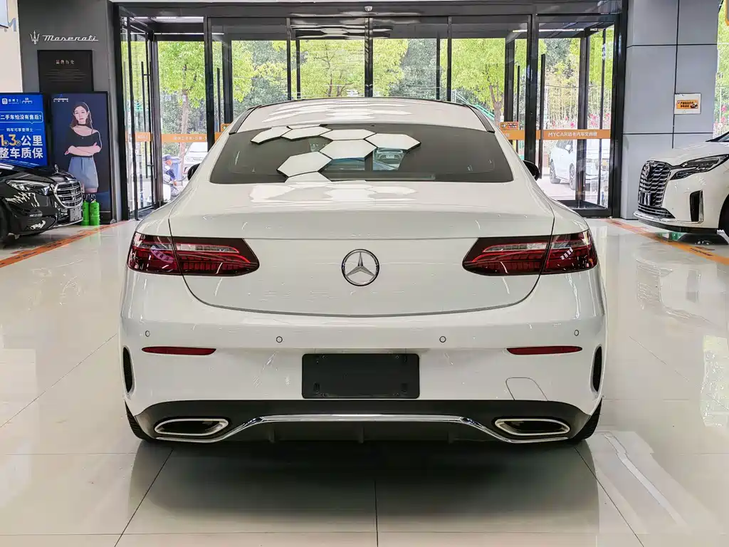 Mercedes-Benz E-Class (Import) — миниатюра 8