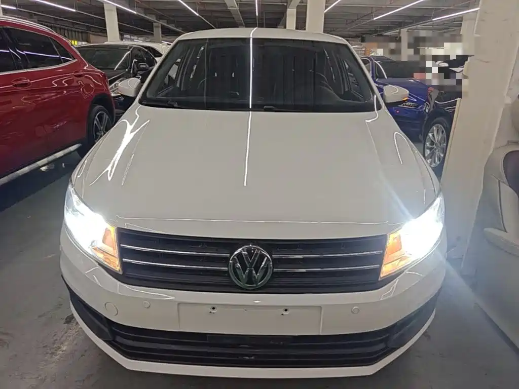 Volkswagen Santana — миниатюра 3
