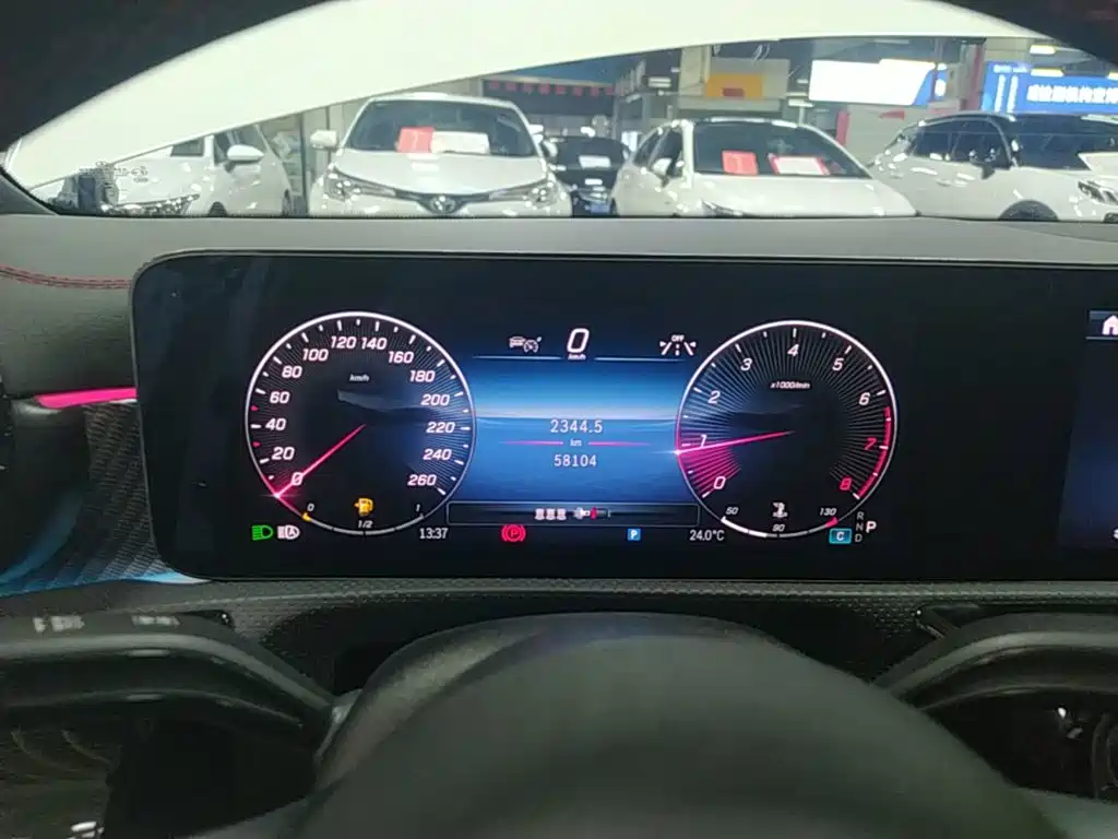 Mercedes-Benz A-Class — миниатюра 12