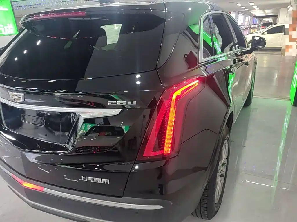Cadillac XT5 — миниатюра 8