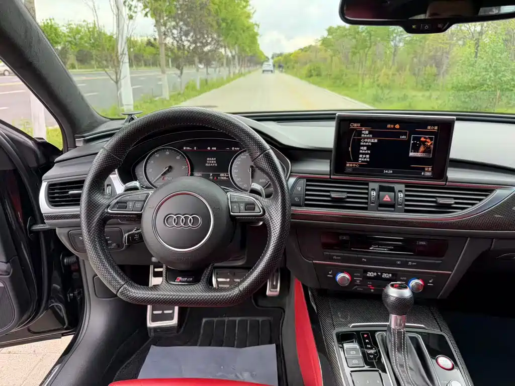 Audi S6 — миниатюра 12