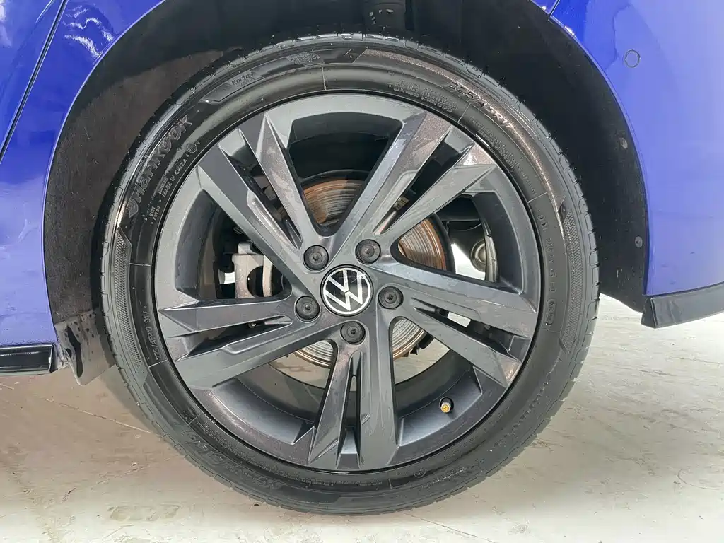 Volkswagen Golf — миниатюра 23