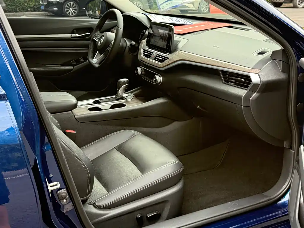 Nissan Teana — миниатюра 8