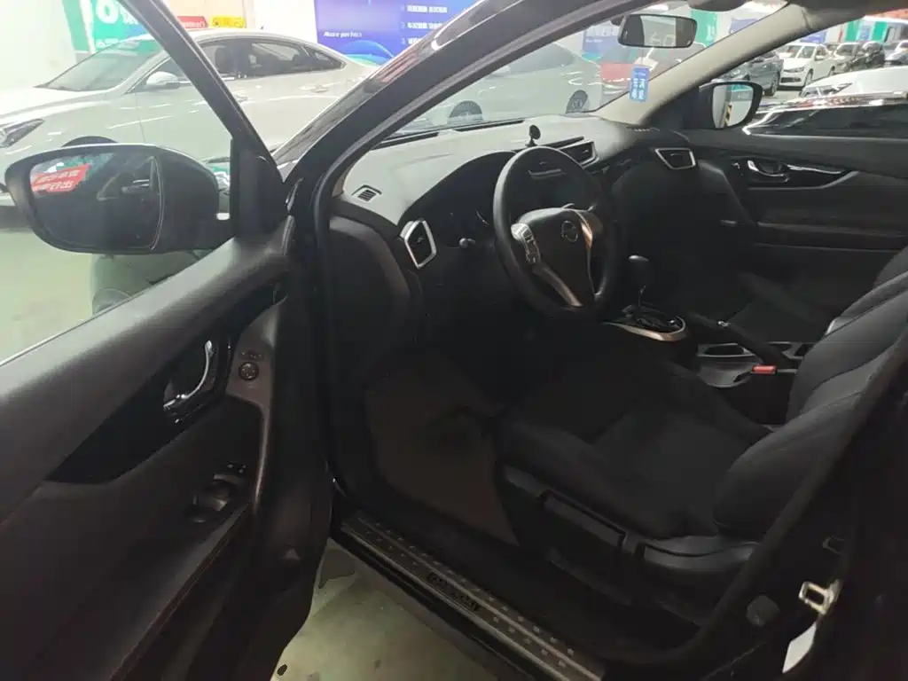 Nissan Qashqai — миниатюра 16