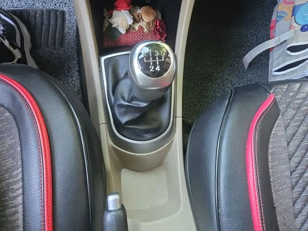 Hyundai Verna — миниатюра 7