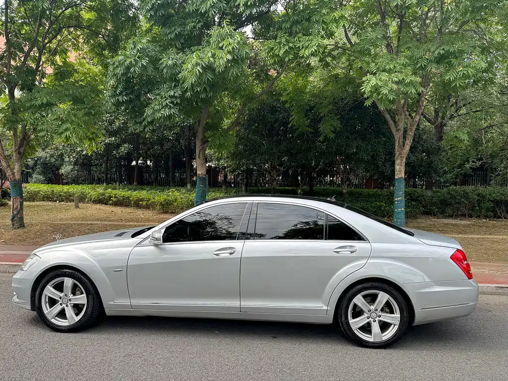 Mercedes-Benz S-Class — миниатюра 3
