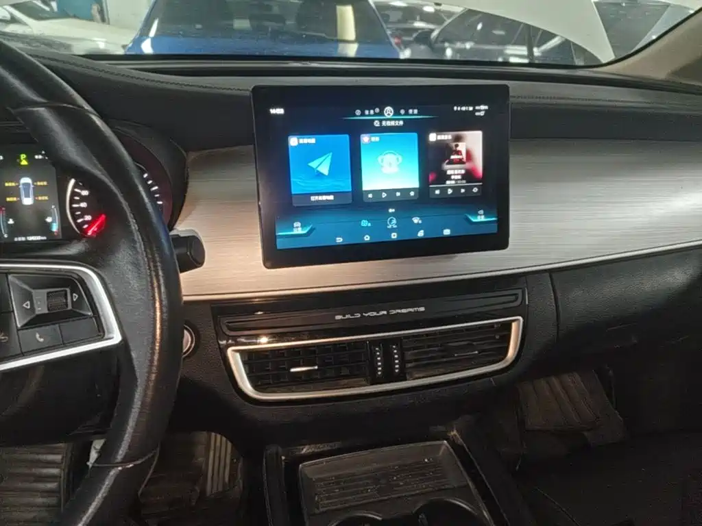 BYD MAX — миниатюра 13