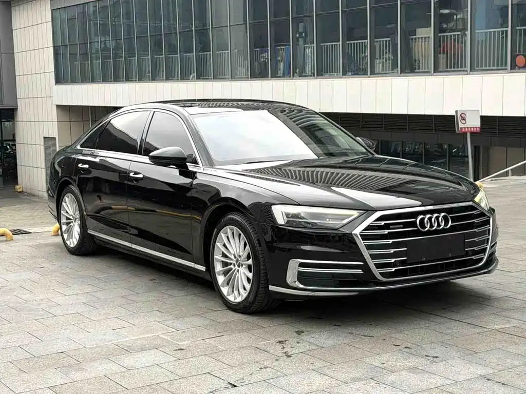 Audi A8 — миниатюра 3