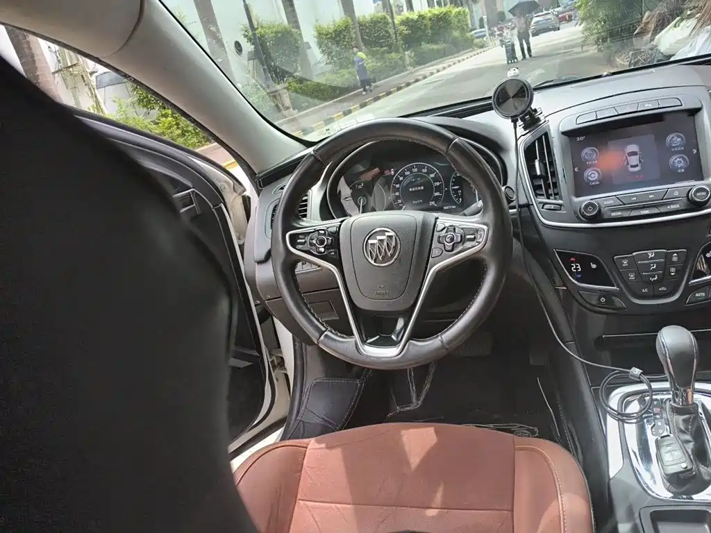 Buick Regal — миниатюра 11