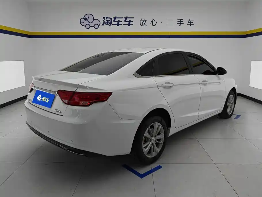 Geely Emgrand GL — миниатюра 3