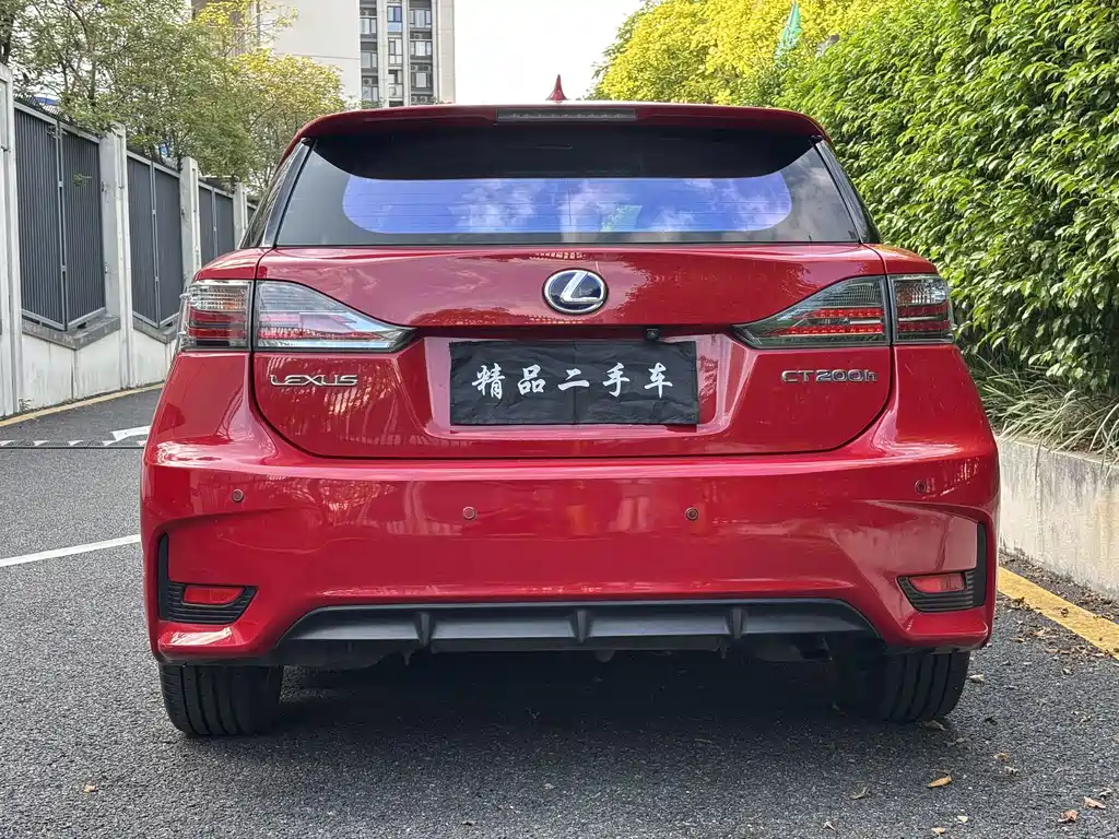 Lexus CT — миниатюра 5