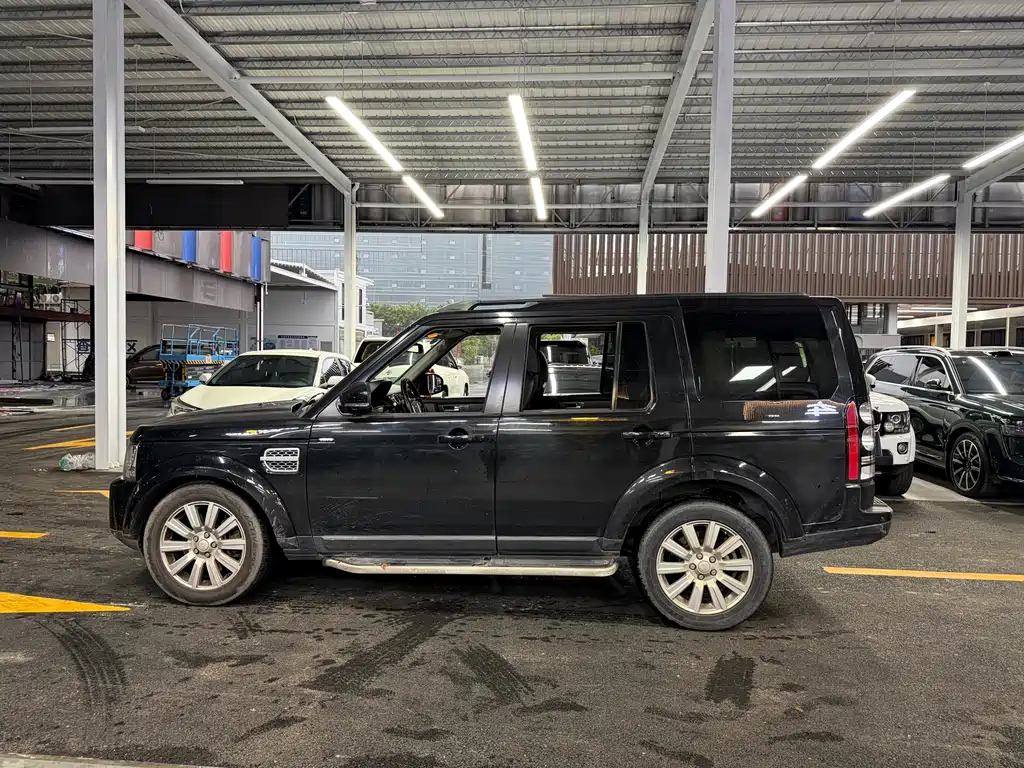 Land Rover Discovery 2015 3.0 SDV6 HSE