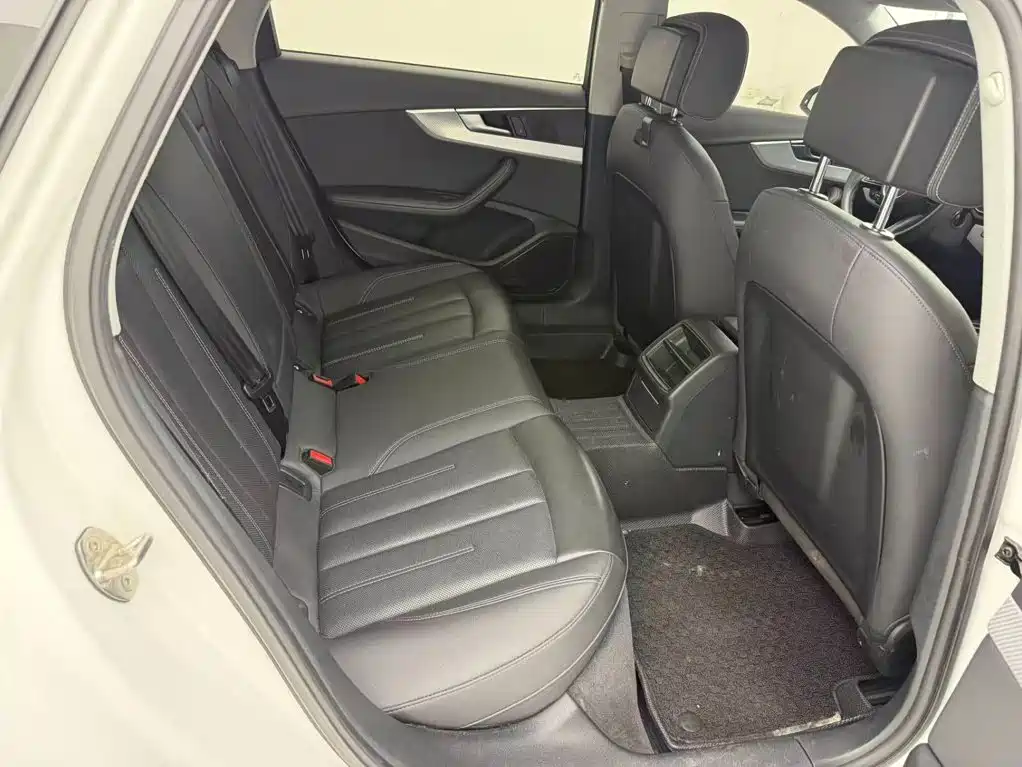 Audi A4L — миниатюра 6