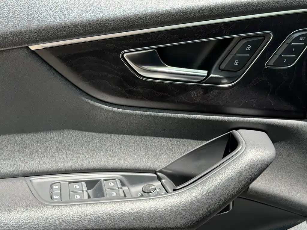 Audi Q8 — миниатюра 14