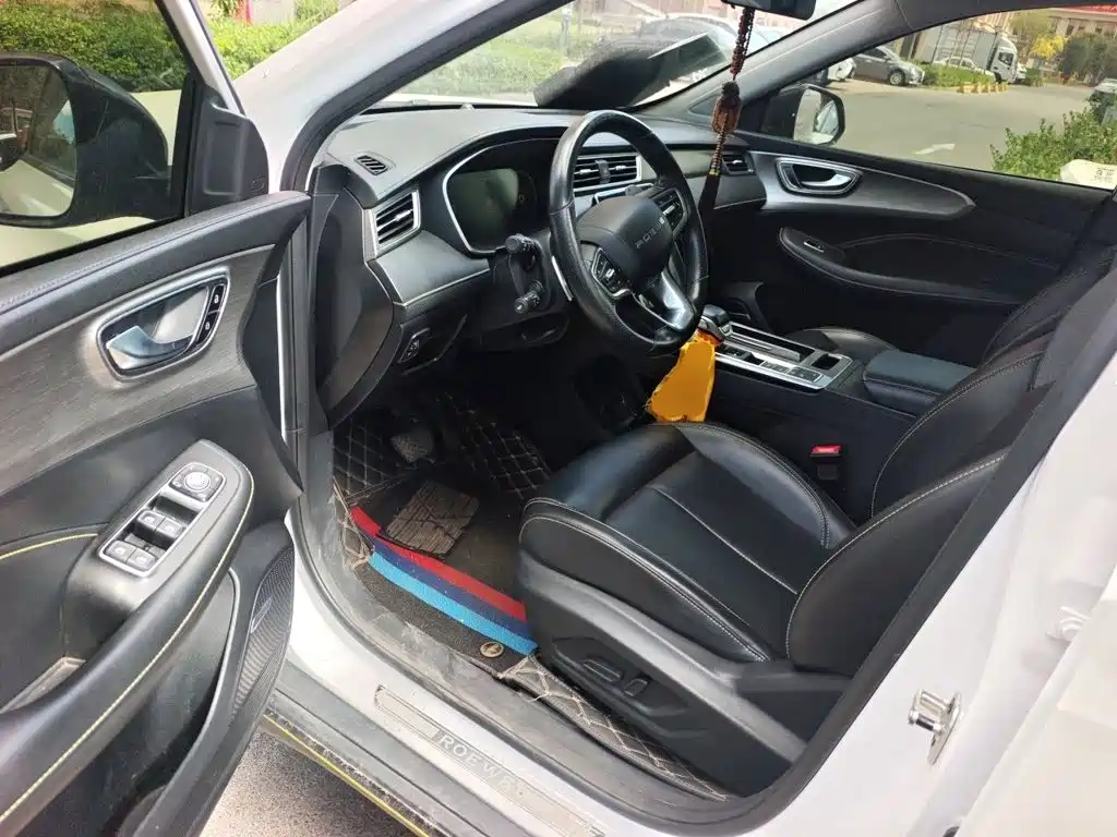 Roewe RX5 New Energy — миниатюра 12