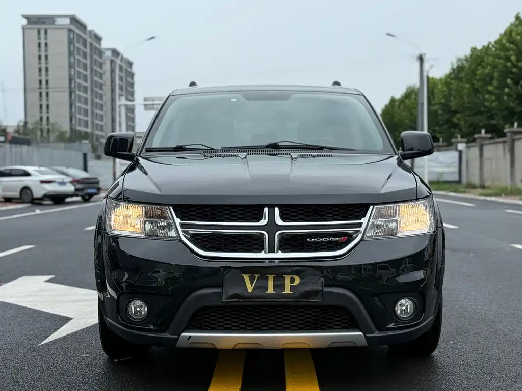 Dodge Journey — миниатюра 2