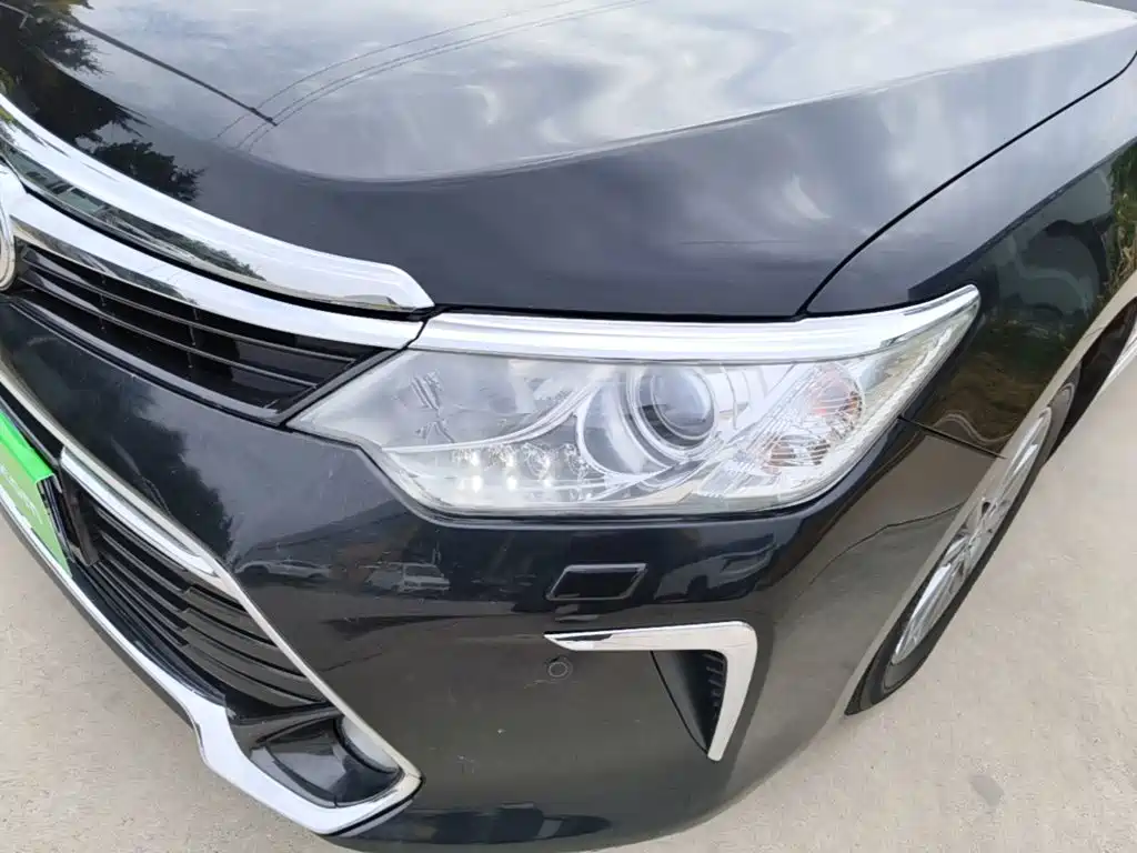 Toyota Camry — миниатюра 24