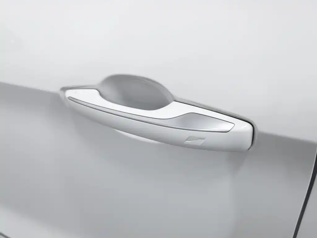 Lynk & Co 02 — миниатюра 18