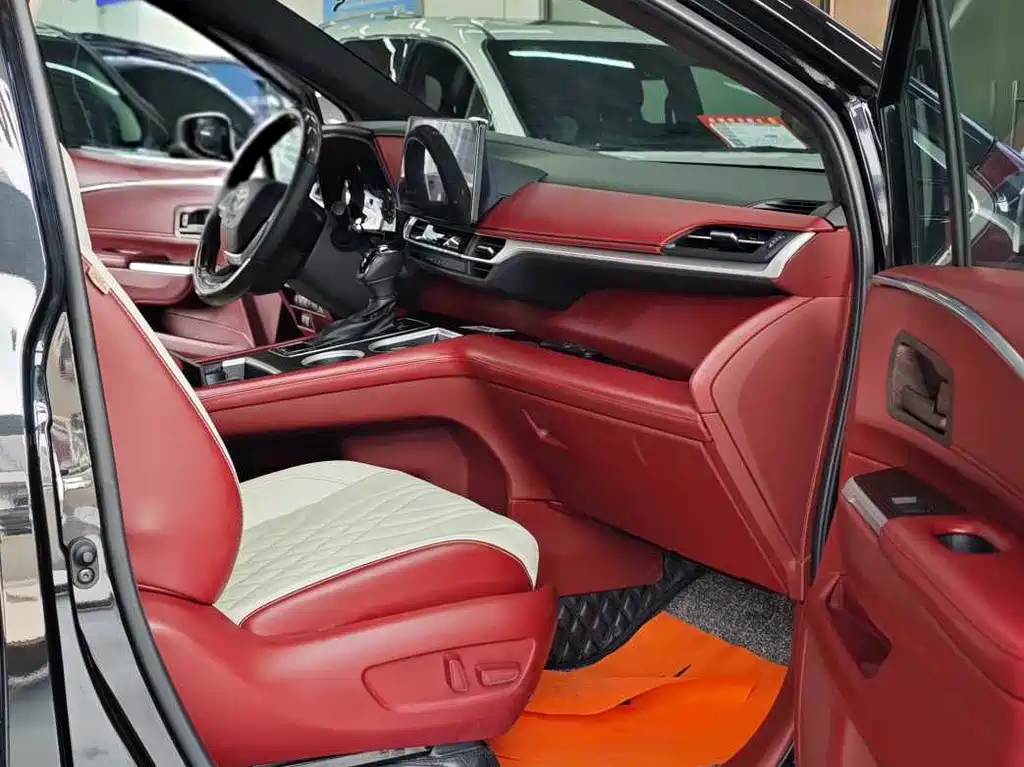 Toyota Sienna — миниатюра 9